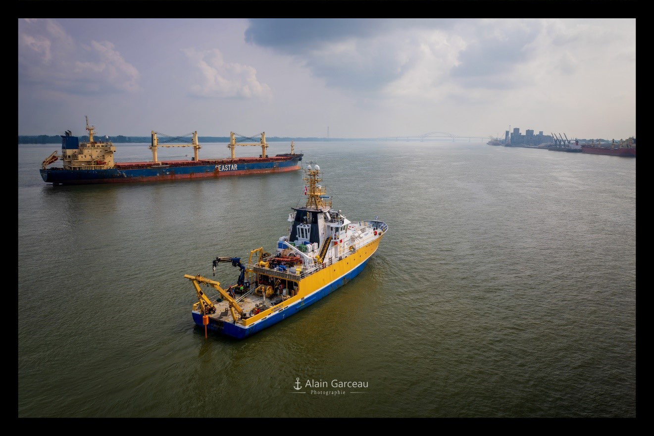 Photo par drone prise lors de l’échantillonnage au Port de Trois-Rivières © Alain Garceau